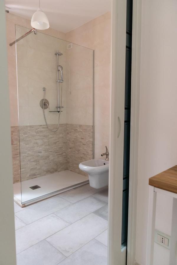 Guest house Intra 2*